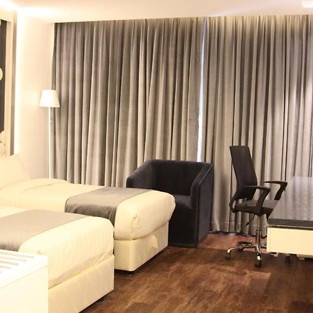 Grace 21 Smart Hotel Dhaka Esterno foto