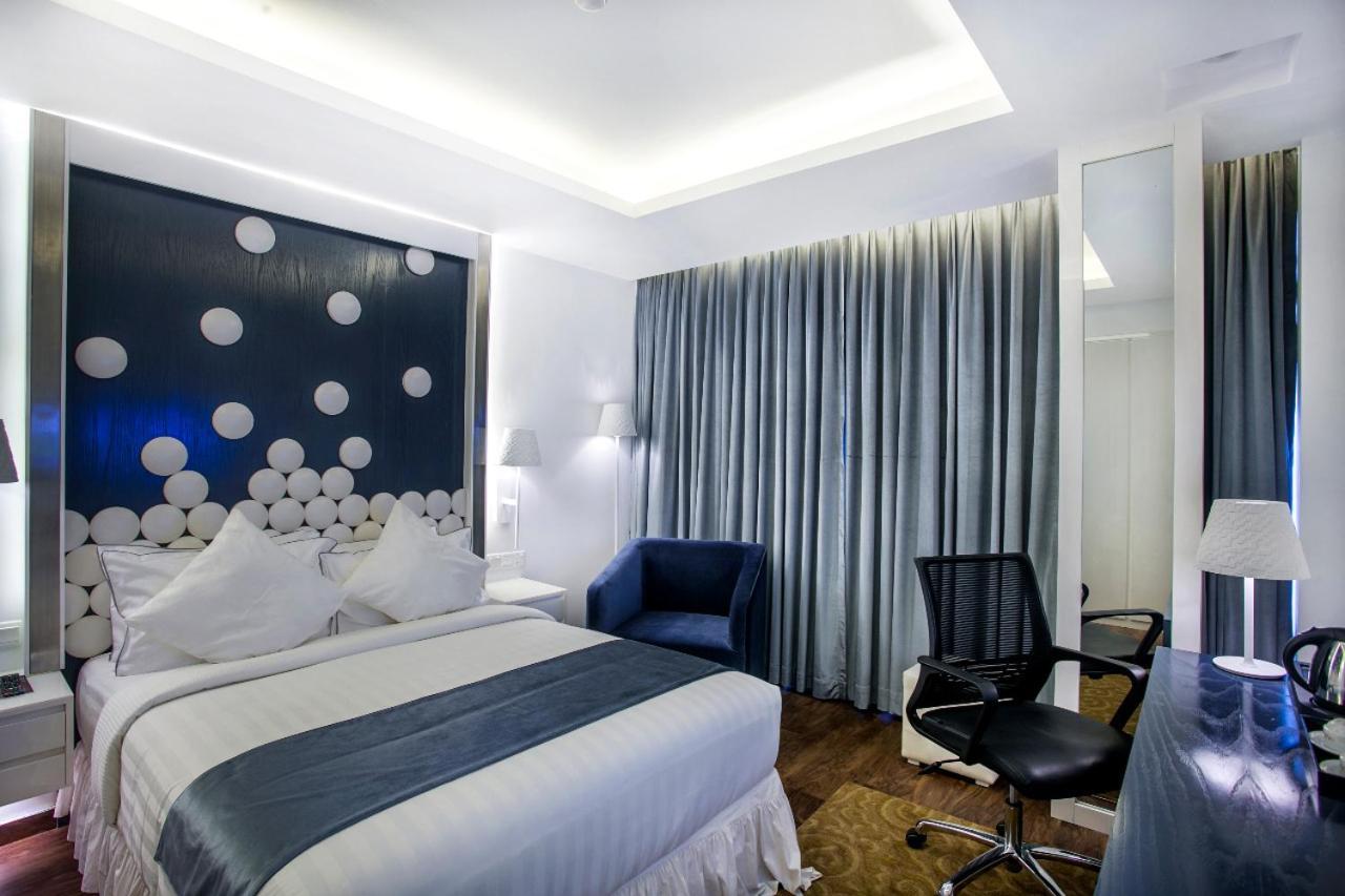 Grace 21 Smart Hotel Dhaka Esterno foto