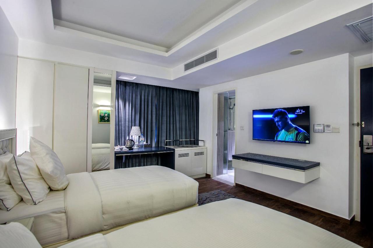 Grace 21 Smart Hotel Dhaka Esterno foto