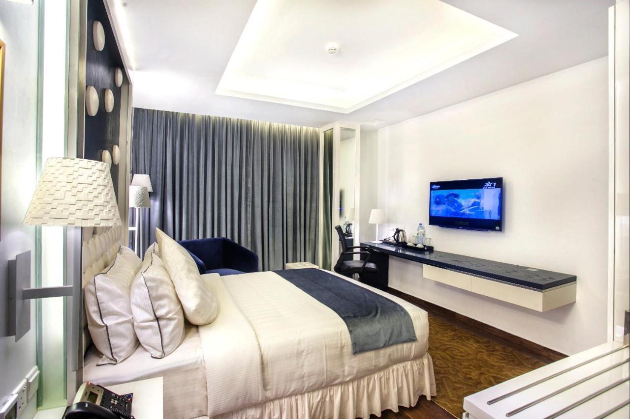 Grace 21 Smart Hotel Dhaka Esterno foto
