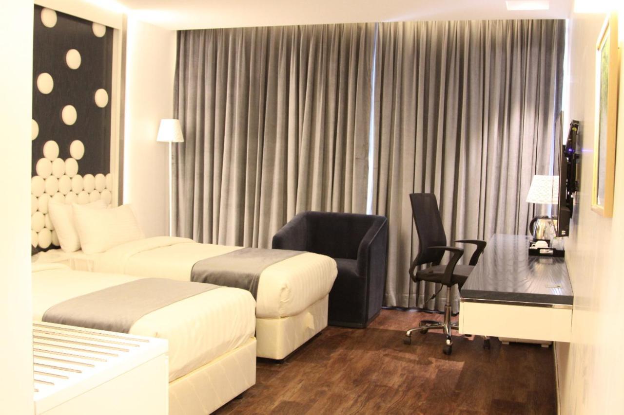 Grace 21 Smart Hotel Dhaka Esterno foto
